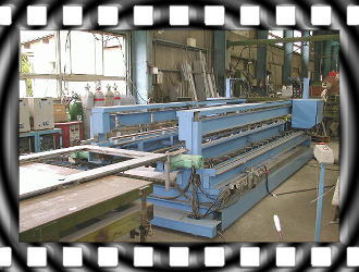 �h�A�t�B�j�b�V���[�i�t�W�G�_�j